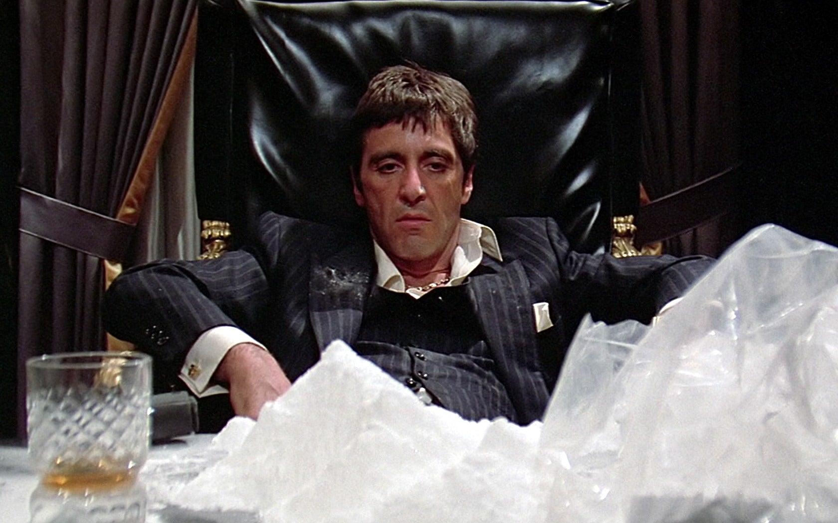 Annunciato Il Remake Di Scarface Sara Curato Da Luca Guadagnino Con I Fratelli Coen La Genesi Del Film Con Al Pacino Foto 1 Di 8