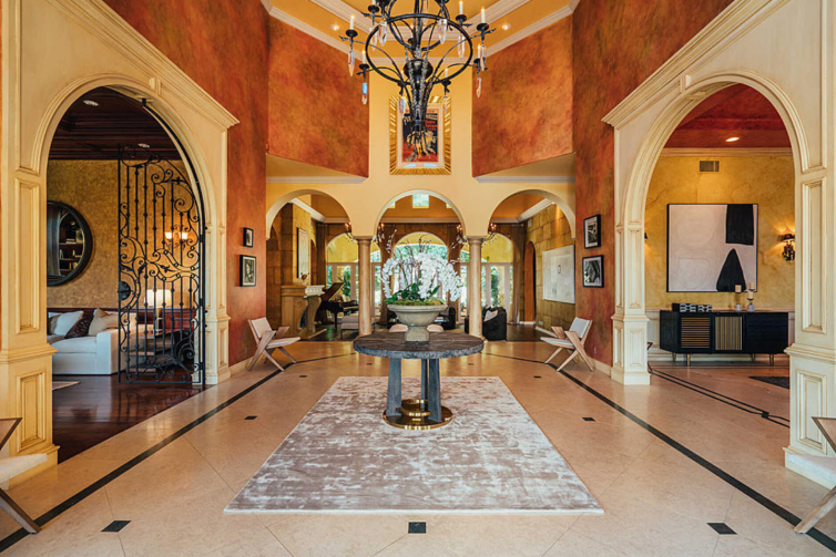 Nikki Sixx in vendita la sua casa di Los Angeles a 5 milioni 700k