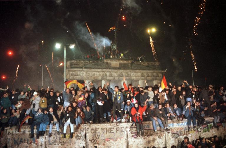 L'anniversario della caduta del Muro di Berlino - Foto 1 di 29