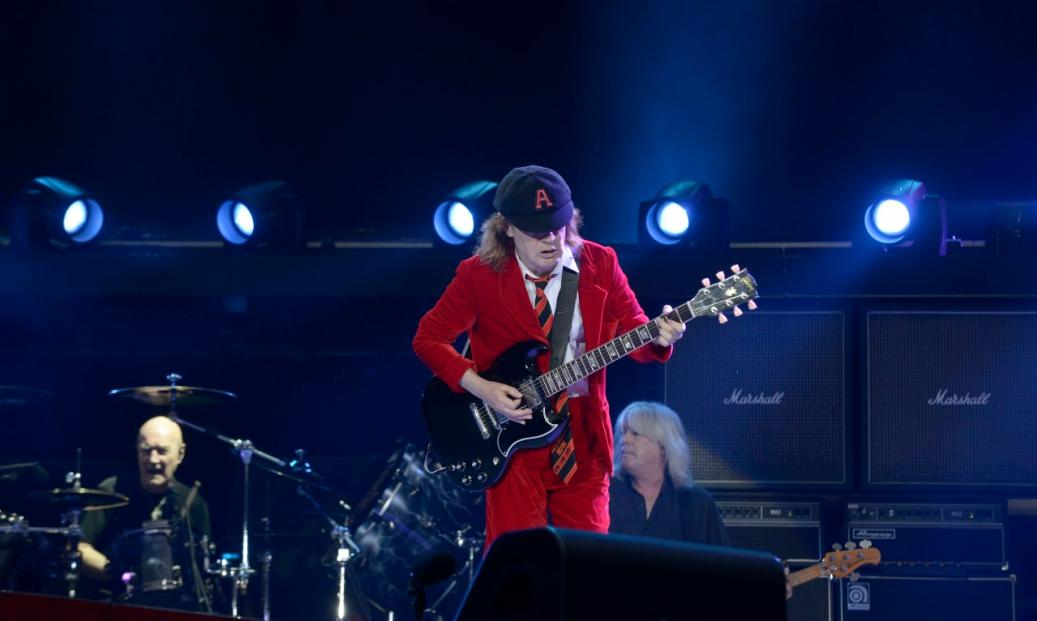 Angus Young  in concerto a Londra