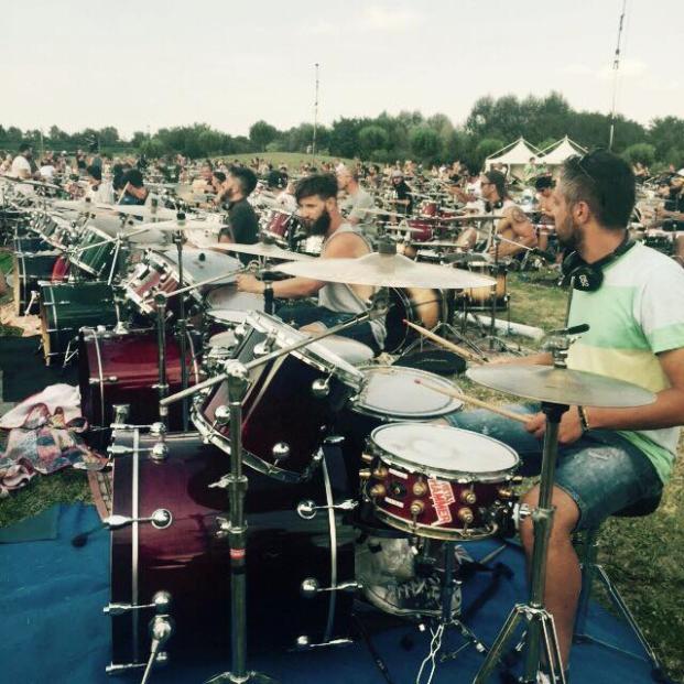 Rockin'1000