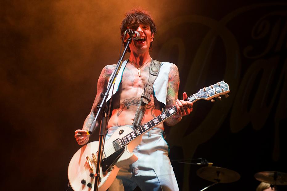 28: THE DARKNESS - OPEN FIRE
