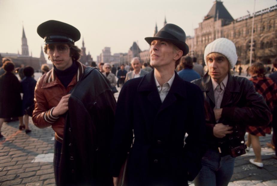 David strolls about Moscow’s Red Square with Iggy Pop and manager Pat Gibbons, 1976.