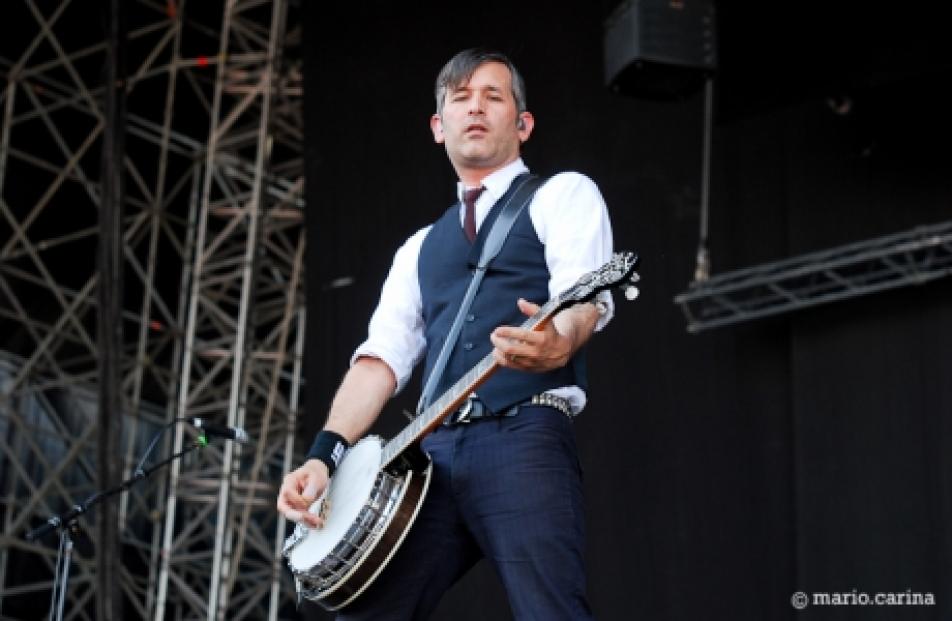 Floggin Molly