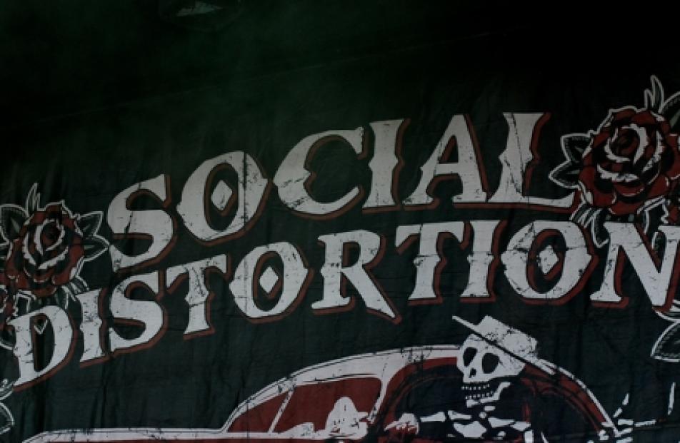 Social Distortion