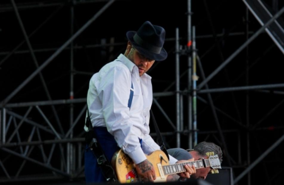Social Distortion