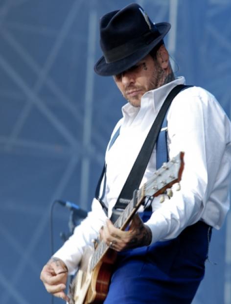 Social Distortion