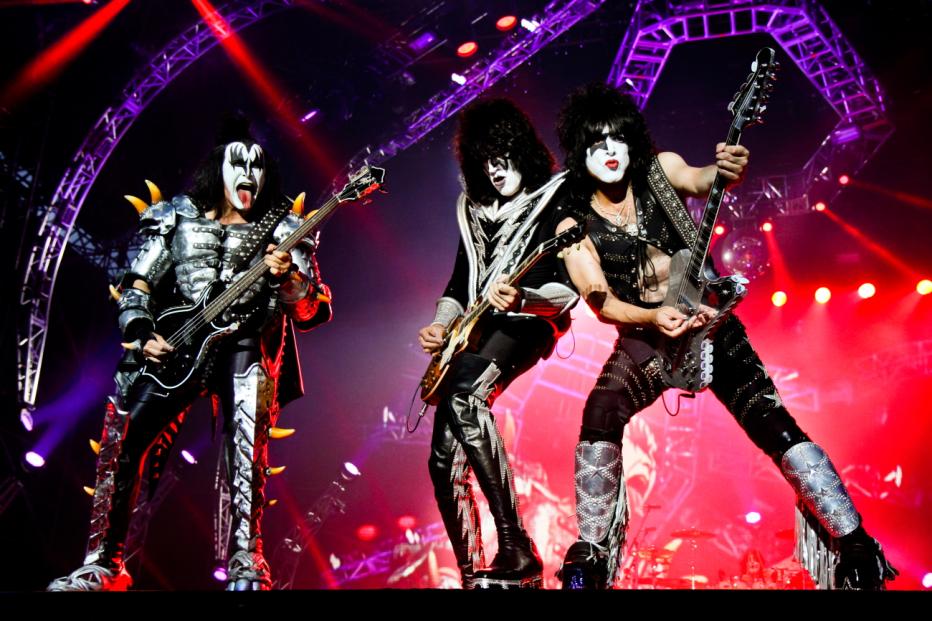 KISS (1)