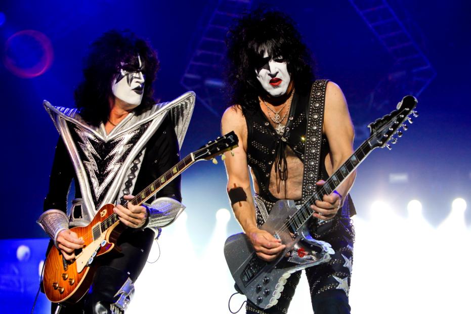 KISS (24)