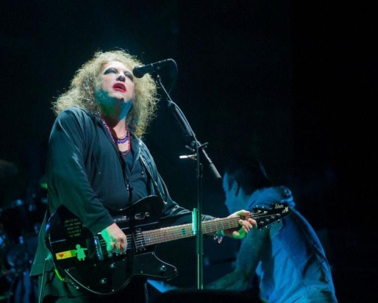 The Cure in concerto