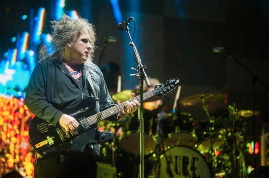 The Cure in concerto