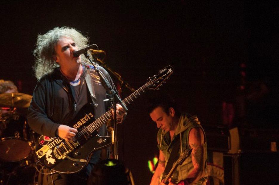 The Cure in concerto