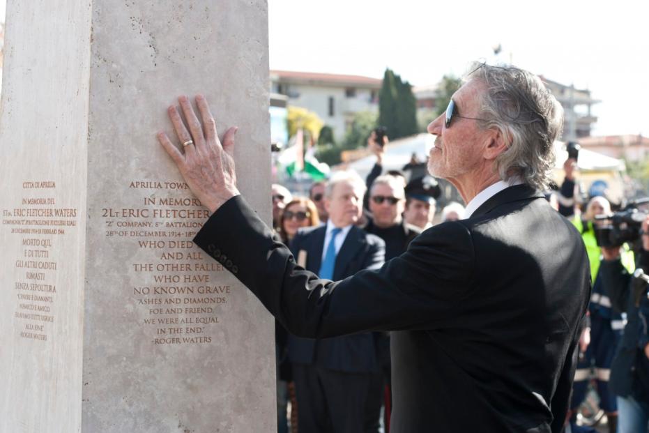 PINK FLOYD BASSIST AND SONGWRITER ROGER WATERS VISITS THE VILLAGES OF ANZIO AND APRILIA NEAR ROME WHERE HIS FATHER ERIC FLETCHER WATERS DIED DURING II