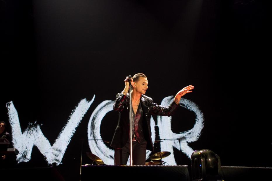 Depeche Mode performs first show in Italy of new tour