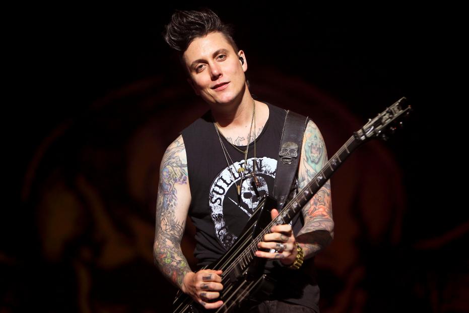Avenged Sevenfold (2)