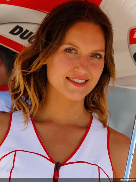 paddock-girls__gp_3925_original