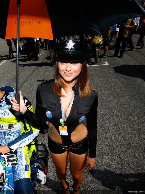 paddock-girls__gp_8129_original