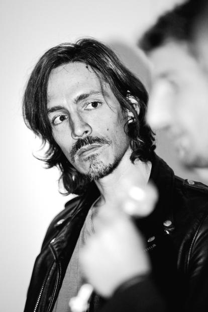 So the Echo a night with Brandon Boyd. The leader and singer of Rock band INCUBUS, presenting his new book of drawings and paintings in Bologna at ONO