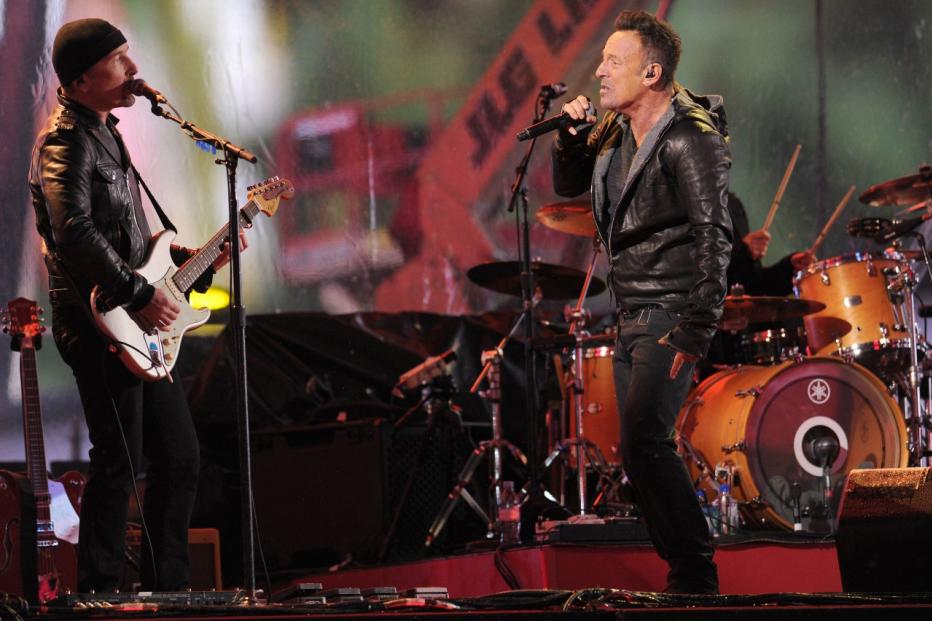 World AIDS Day benefit concert in Times Square