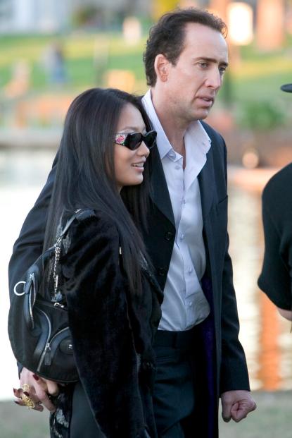 Nicolas Cage con la moglie Alice Kim