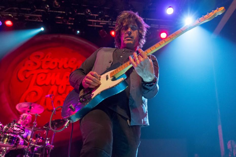Stone Temple Pilots Live in Hollywood