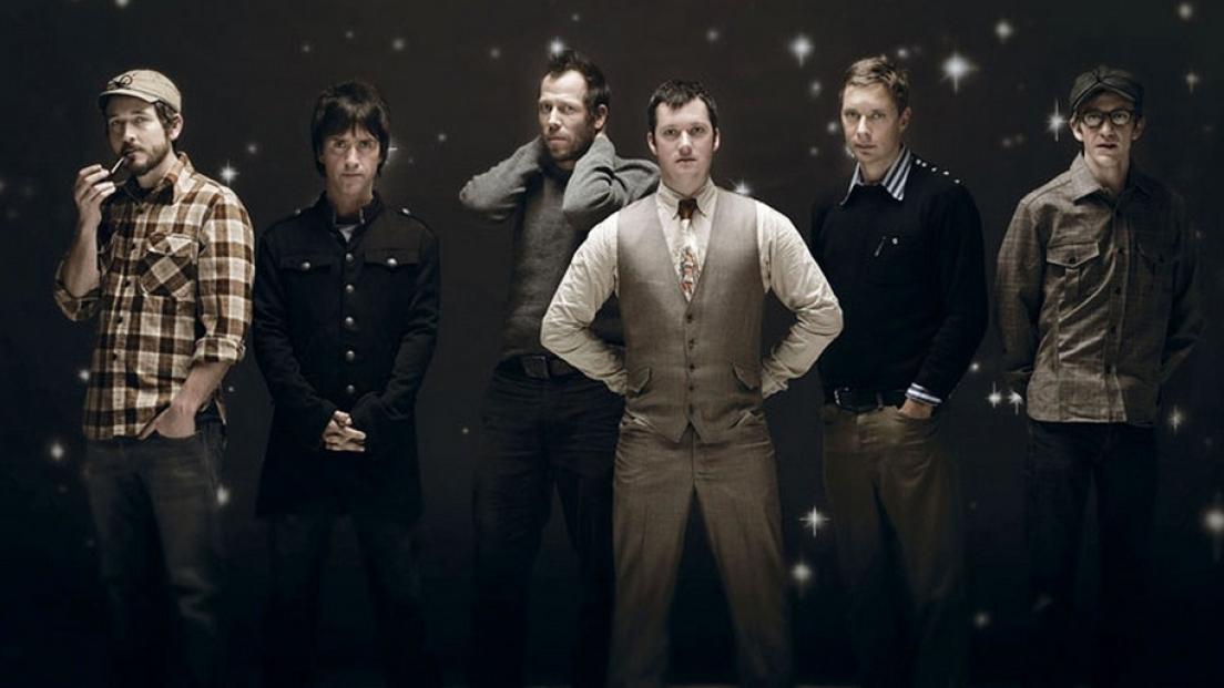 Modest Mouse - The Ground Walks, With Time In A Box