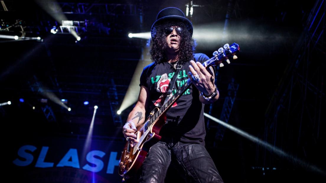 Slash ha fatto arrestare un uomo che continuava a presentarsi a casa sua durante i party