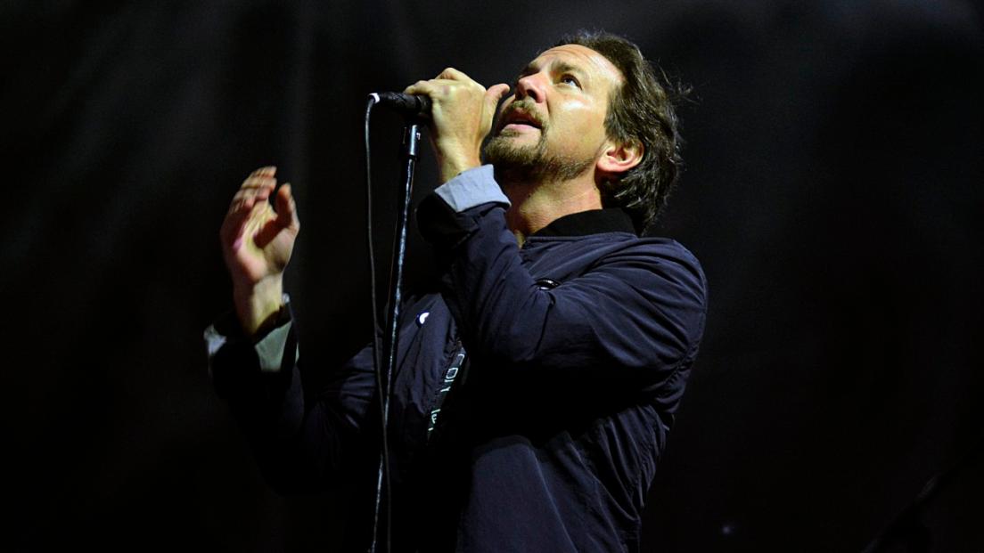 Eddie Vedder sarà headliner al concerto di beneficenza per il centenario di Mandela. La lineup in un video