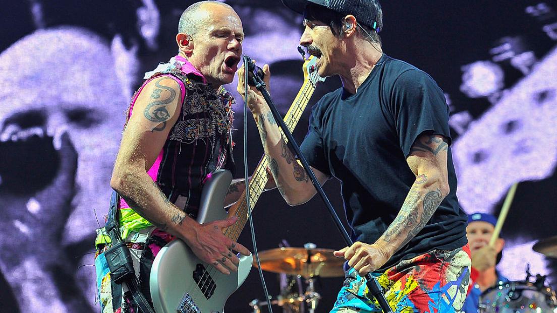 Red Hot Chili Peppers, nessuna collaborazione con Grohl o i Guns