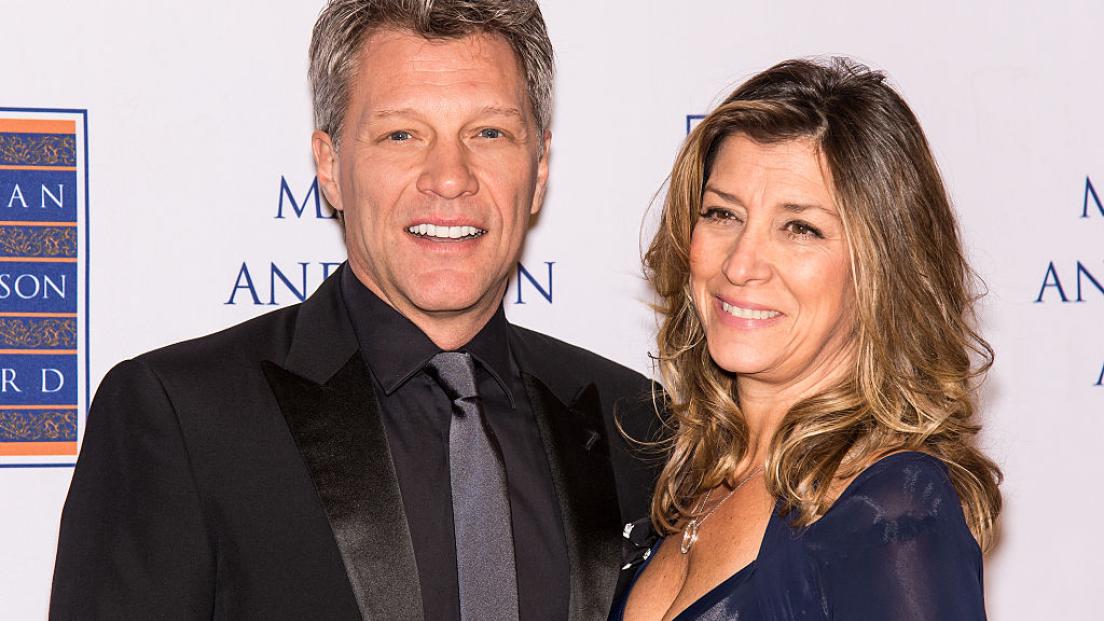 Jon Bon Jovi ed i momenti difficili: "Mia moglie mi ha salvato la vita"