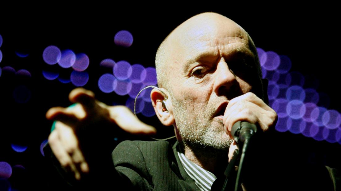 R.E.M., Michael Stipe ha svelato per la prima volta alcune frasi del vero testo di "It’s the End of the World as We Know It"