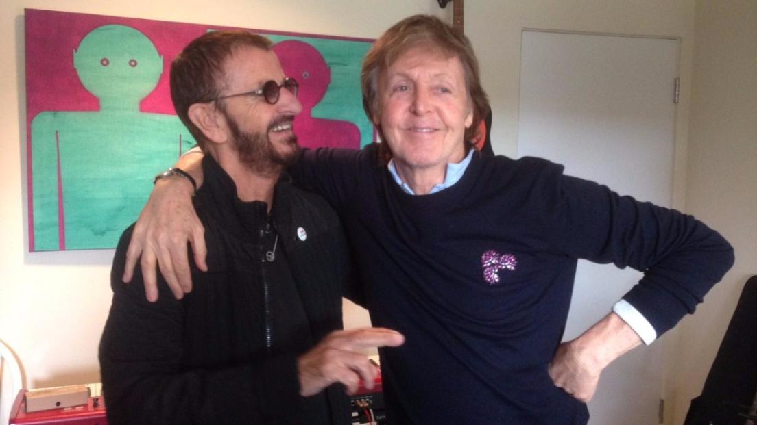 Beatles: Ringo Starr e Paul McCartney di nuovo insieme in studio di registrazione