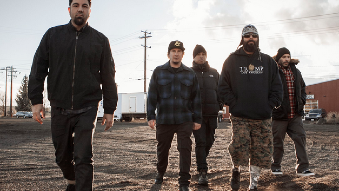 Deftones: Chino Moreno si è rotto un piede. Annullata la data in Germania