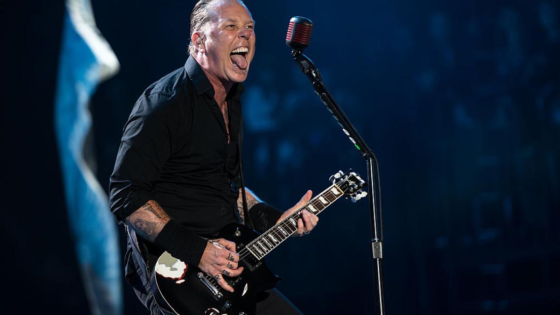 Metallica, una nuova specie di serpente velenoso ha preso il nome da James Hetfield! Guarda la foto del rettile