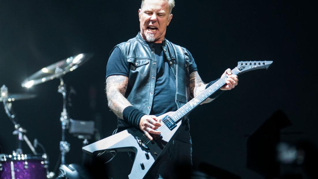 I Metallica suonano Don’t Look Back in Anger a Manchester