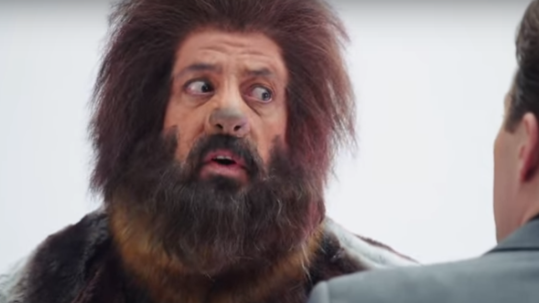 Dave Grohl è la guardia-lupo dello sketch di capodanno del Saturday Night Live
