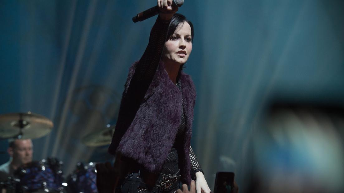 Dolores O'Riordan: i Bad Wolf pubblicano la cover di Zombie che la cantante avrebbe dovuto registrare il giorno della sua scomparsa. Ascoltala qui