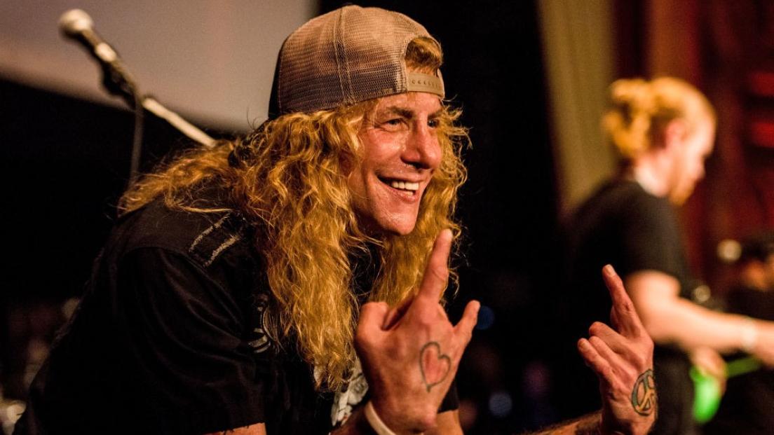 Guns N' Roses, Steven Adler a proposito della reunion: "Volete la vera formazione? Prendetevela con il manager di Axl!"