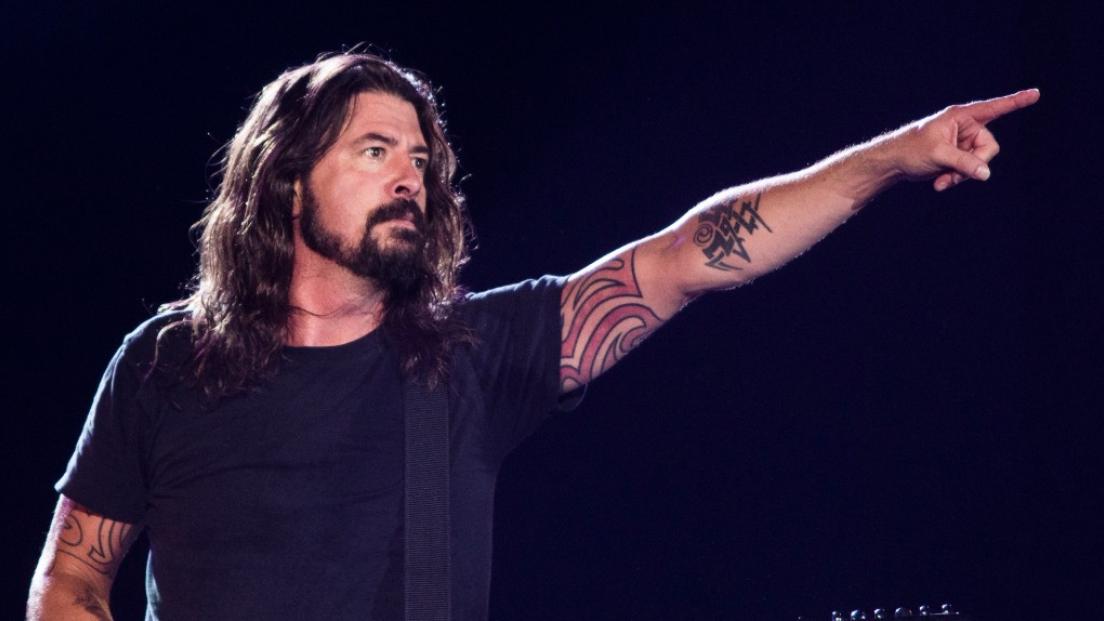 Dave Grohl sta lavorando a un nuovo misterioso progetto. Le indiscrezioni rivelate da Brandi Carlile