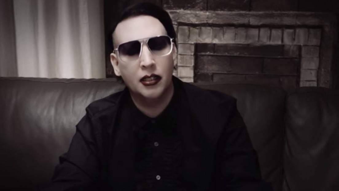 Marilyn Manson: «Ho sempre urinato sul catering dei Korn!». Guarda il video dell'intervista con Rob Zombie