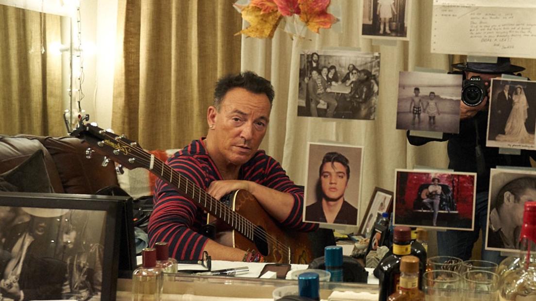 Bruce Springsteen: aiutaci a scoprire tutti i riferimenti della foto scattata in camerino a Boradway