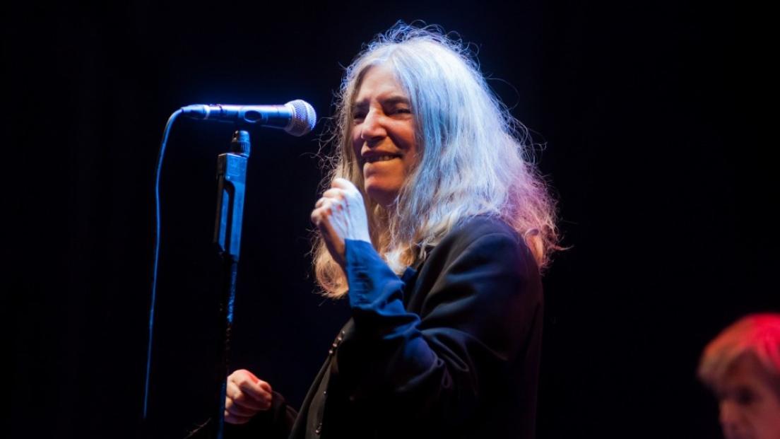 Coronavirus, Patti Smith: “Spero che usciremo cambiati da tutto questo. L’Italia? La amo e non vedo l’ora di tornare”