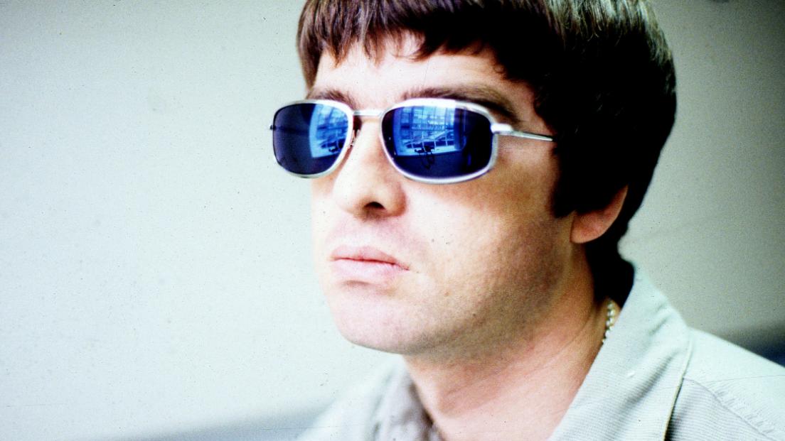 Oasis, i venticinque anni di Definitely Maybe. Noel Gallagher: "Non mi spaventa il tempo, non sarà strano quando ne compirà 30"