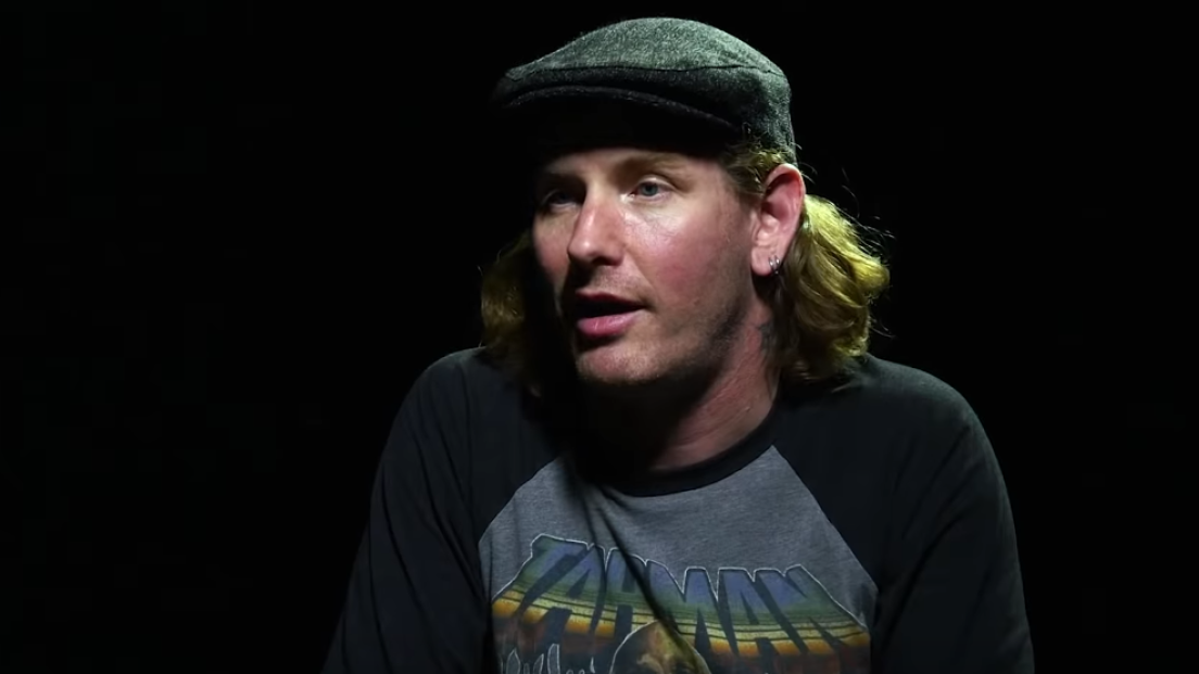 Slipknot: Corey Taylor ha realizzato un documentario sui film horror degli anni Ottanta. Guarda il trailer