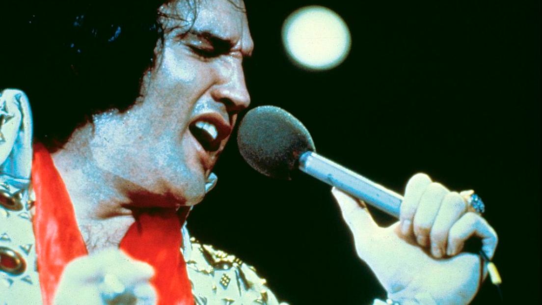 Elvis Presley, la moglie Priscilla rivela: “Era sempre molto ansioso prima di salire su qualsiasi palco”