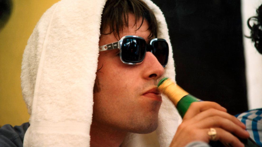 Liam Gallagher: "Se negli anni '90 ci fossero stati i social saremmo finiti tutti in prigione"