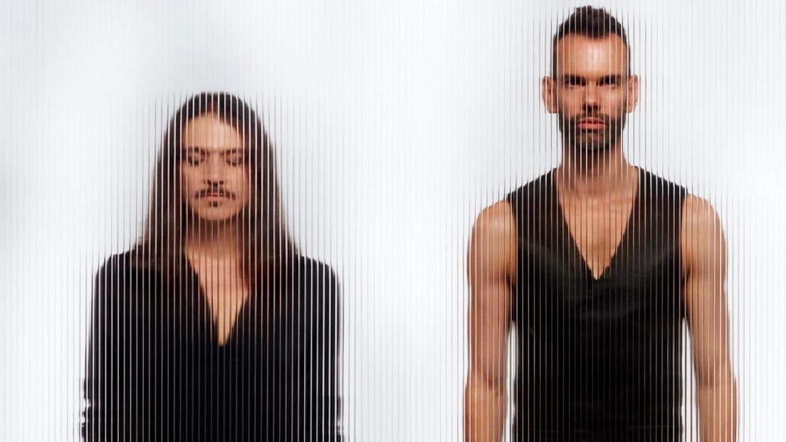 Placebo: il nuovo album si chiamerà Never Let Me Go. Tutti i dettagli (e la copertina) diffusi dalla band di Brian Molko