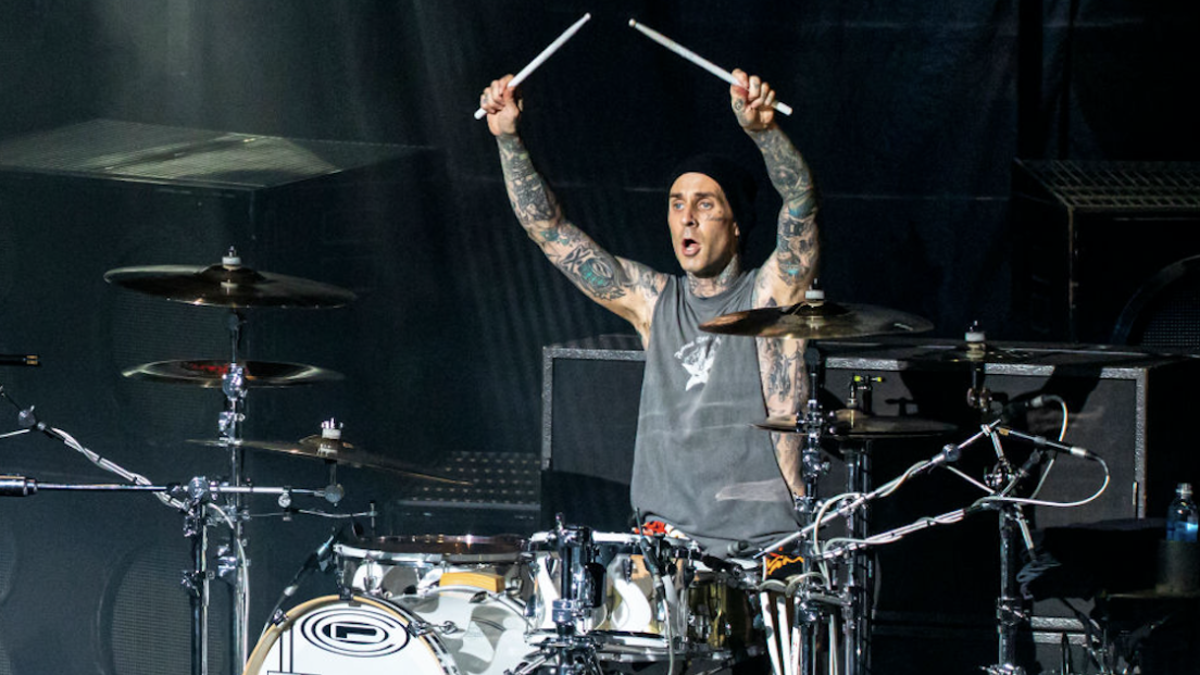 Blink-182, Travis Barker: "L'operazione è andata bene. Posso continuare a fare ciò che più amo"