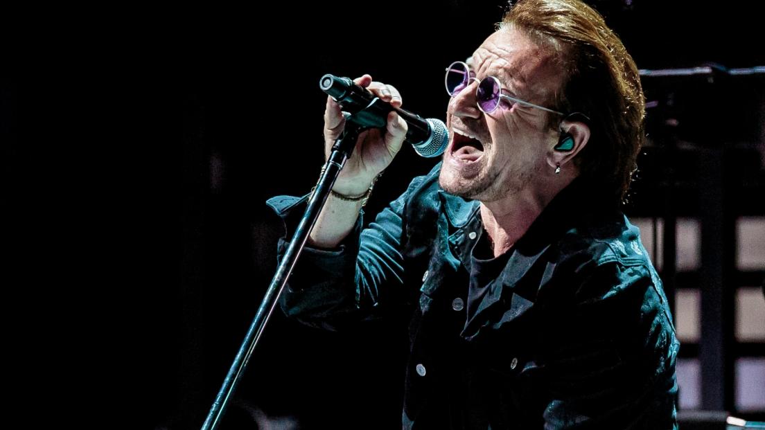 Gli U2 hanno eseguito Christmas (Baby Please Come Home) per la prima volta in 36 anni. Guarda il video