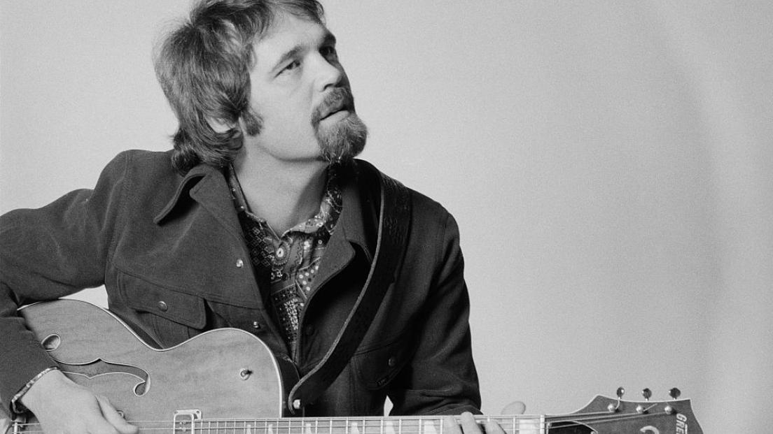 Addio a Duane Eddy. Il leggendario chitarrista è morto all'età di 86 anni